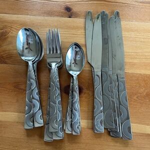 Set of Silverware (7ea)